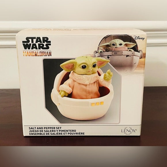 Lenox: Star Wars Mandalorian Lenox 896109 Grogu Figural Salt & Pepper Set BNIB - Picture 4 of 10